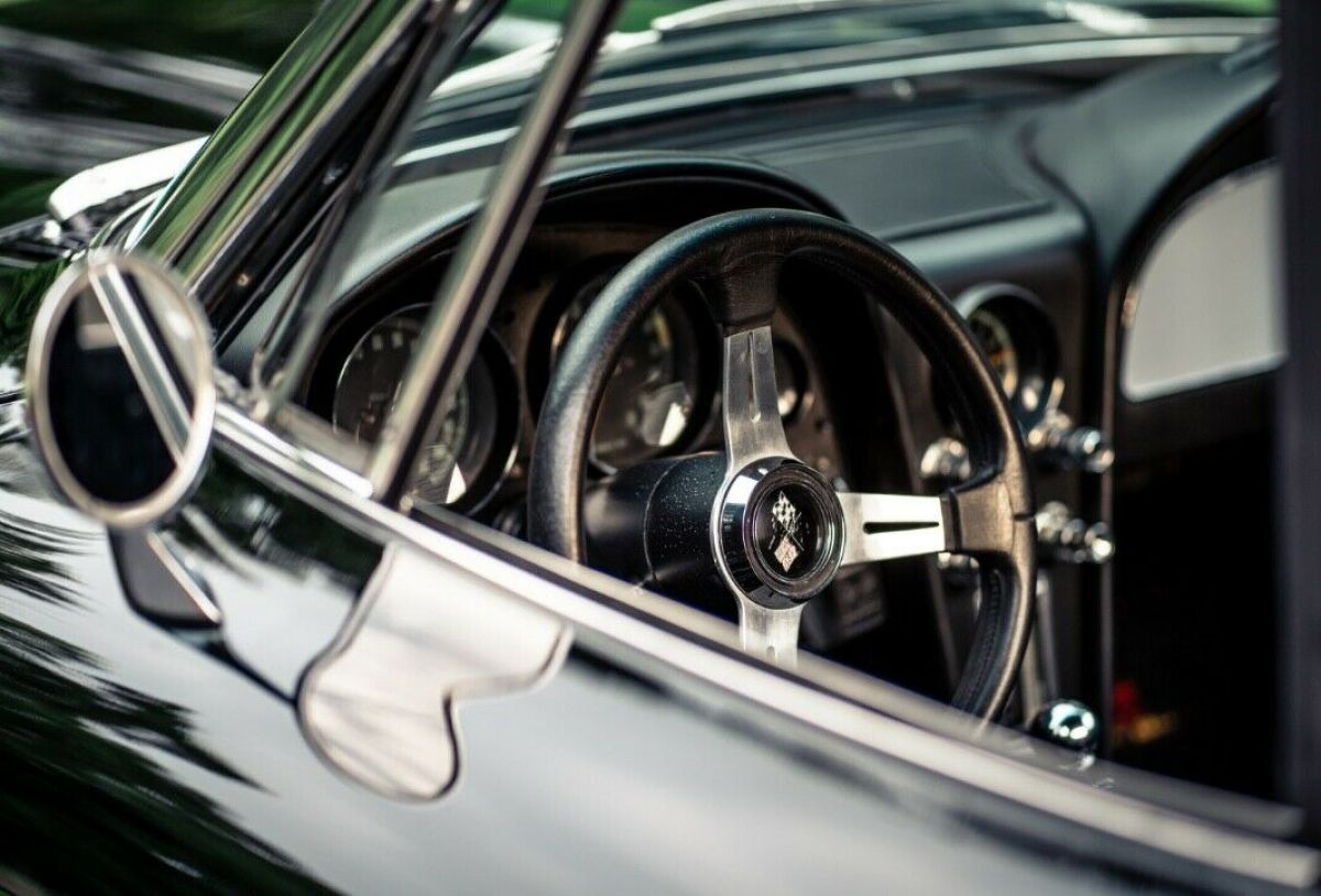 1966 Chevrolet Corvette - photo 13
