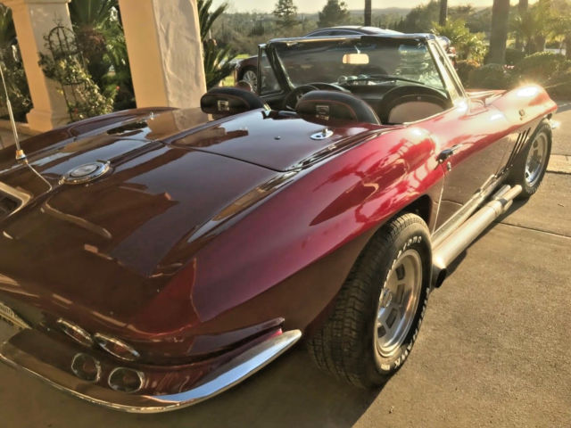 1966 Chevrolet Corvette Convertible - photo 13