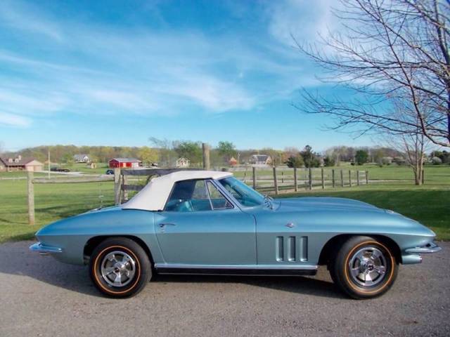 1966 Chevrolet Corvette Stingray - photo 9