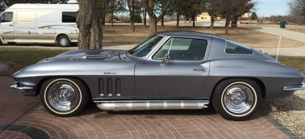1966 Corvette Stingray Coupewith matchin numbers Big Block & 4 Speed 1966 Chevrolet Corvette