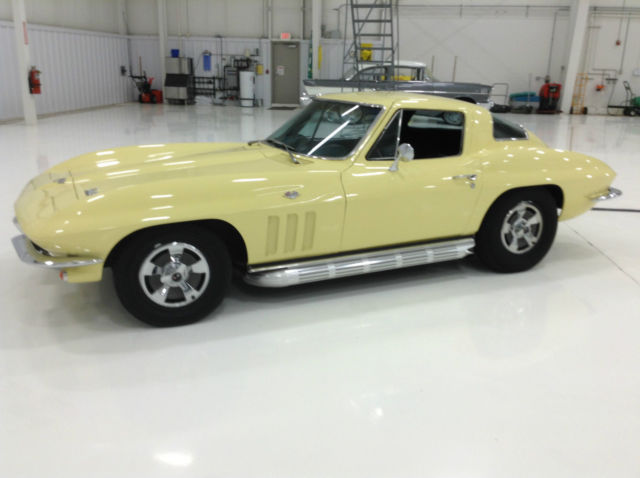 1966 Chevrolet Corvette Black - photo 2