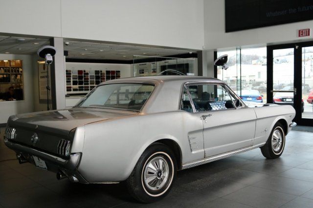 1966 Ford Mustang - photo 11