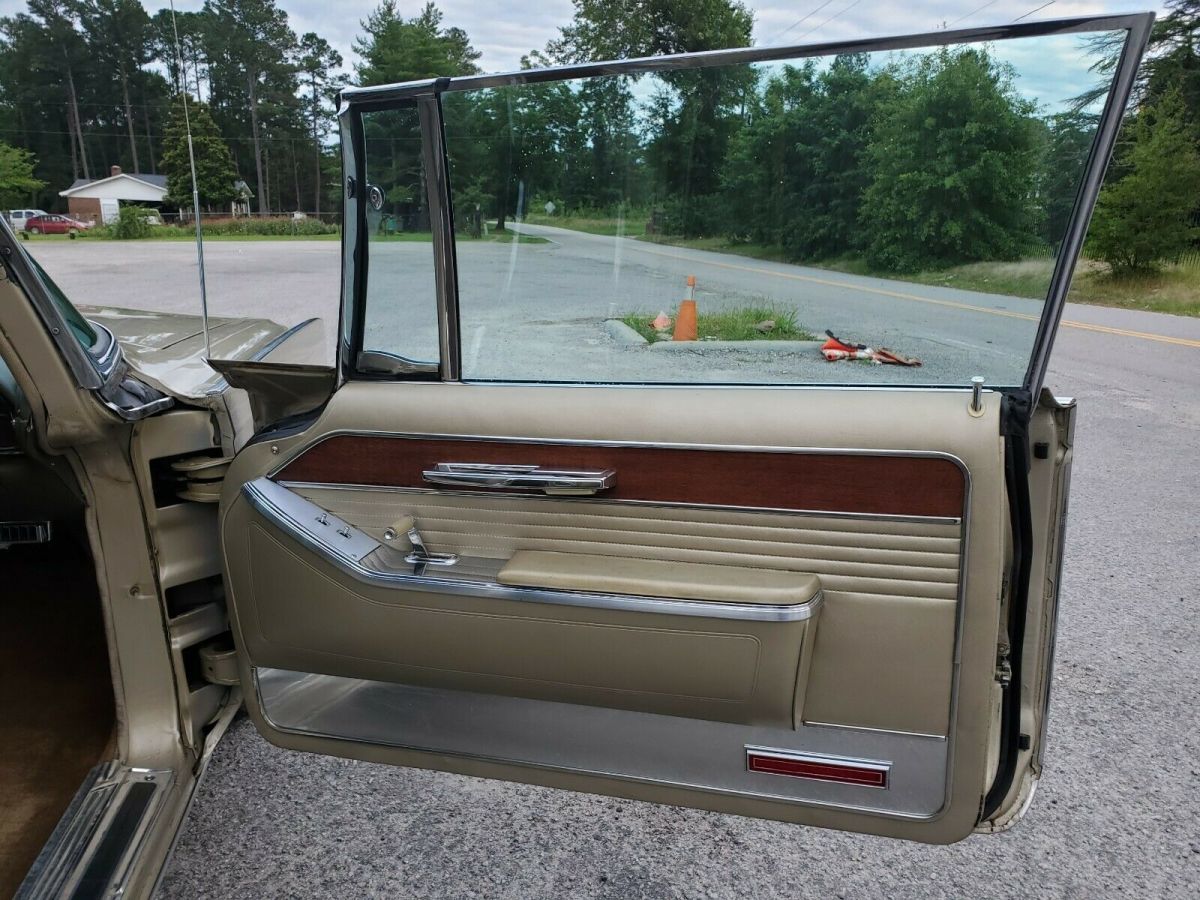 1966 Chrysler Imperial - photo 10