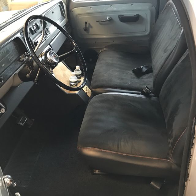 1966 Chevrolet Suburban - photo 3
