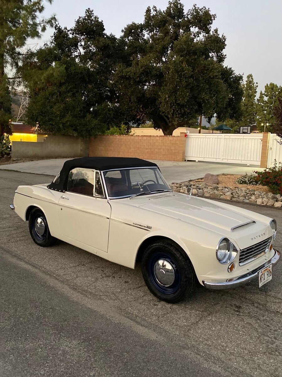 1966 Datsun 1600 Convertible White RWD Manual spl 1966 Datsun 1600 spl
