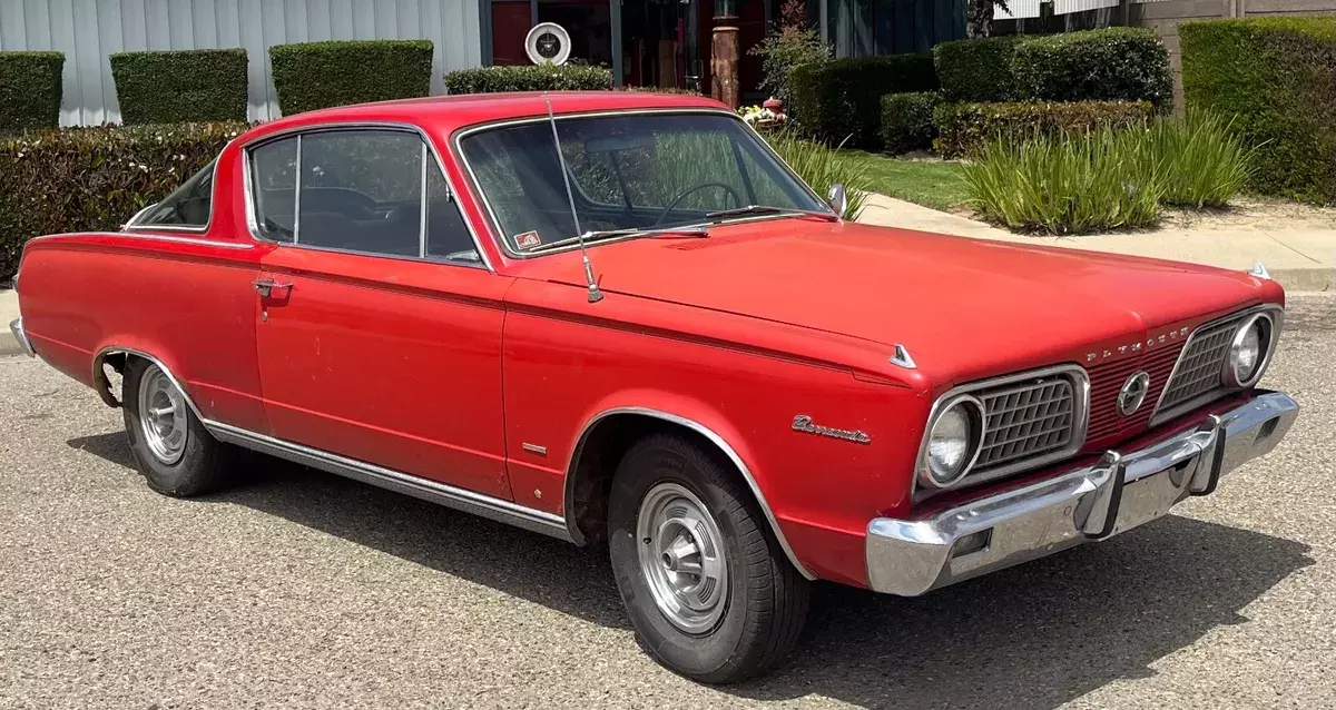 1966 Deluxe Commando V-8 Factory S options 1966 Plymouth Barracuda