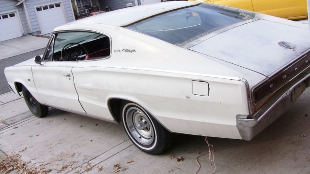 1966 Dodge Charger - photo 2