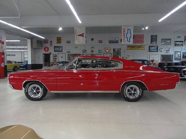 1966 Dodge Charger - photo 6