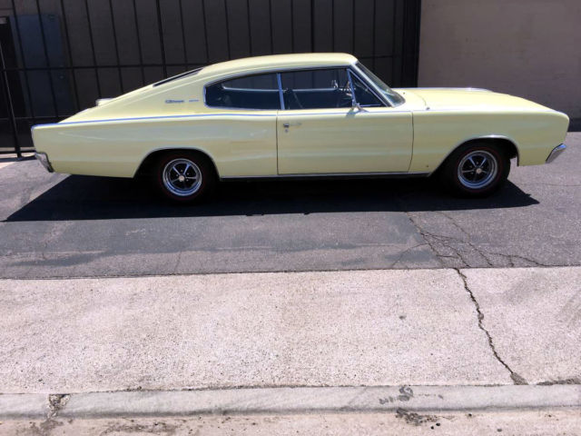 1966 Dodge Charger - photo 3