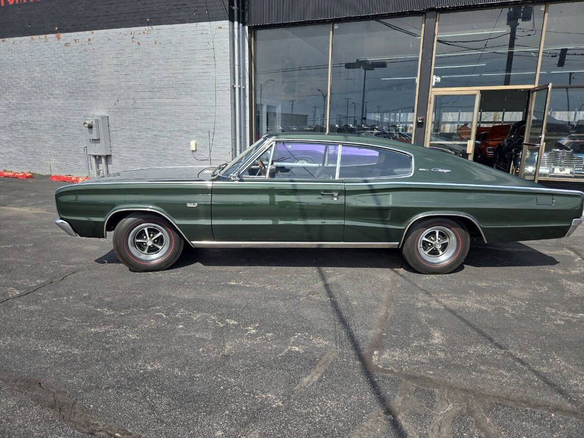 1966 Dodge Charger - photo 2