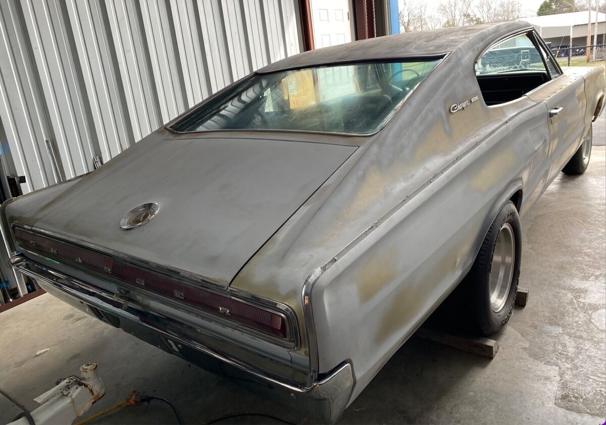 1966 Dodge Charger - photo 2