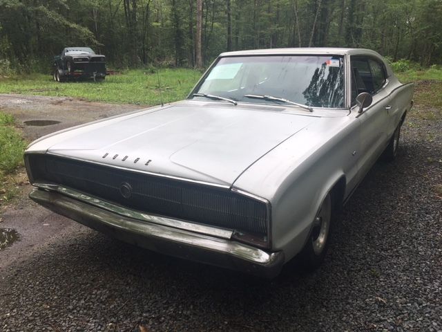 1966 Dodge Charger - photo 2