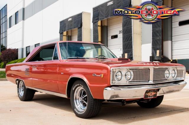 1966 Dodge Coronet Two-Door Hardtop - photo 5