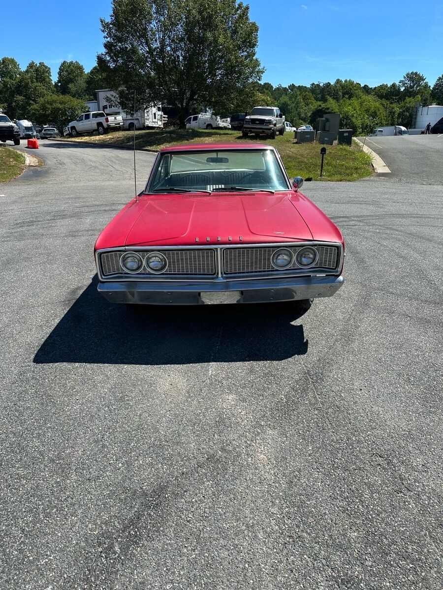 1966 Dodge Coronet - photo 2