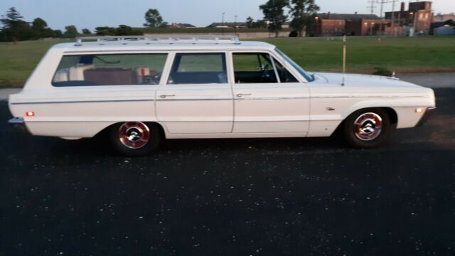 1966 Dodge Polara 4 door - photo 5