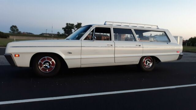 1966 Dodge Polara 4 door - photo 8