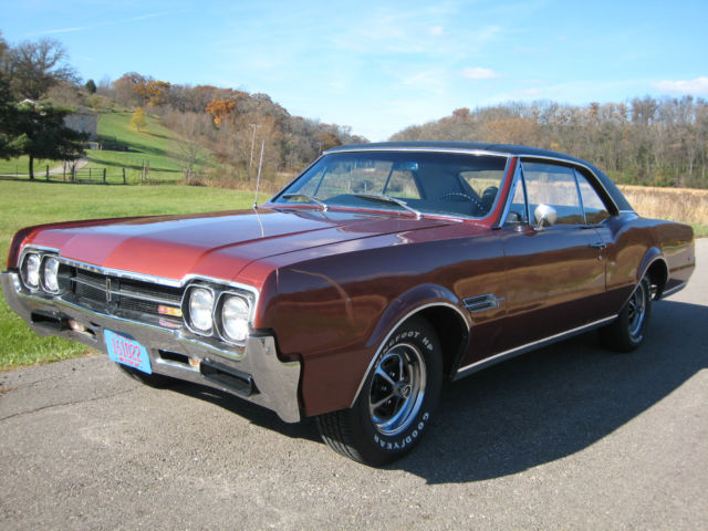 1966 F-85 Deluxe 442 Tri-Carb Trak-Pak OAI 1966 Oldsmobile 442 Tri Power Trak-Pak OAI