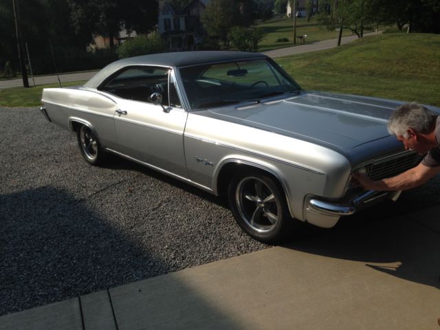 1966 Chevrolet Impala Super sport - photo 2