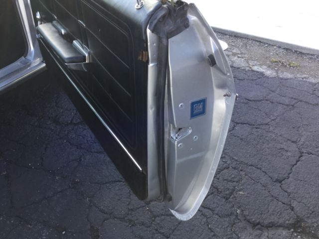 1966 Chevrolet Impala - photo 13