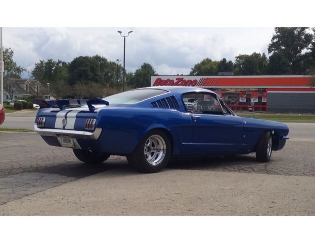 1966 Ford Mustang Blue with white racing stripes and a John Kaase 572 CI HEMI - photo 4