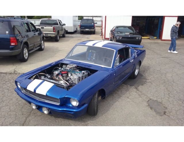 1966 Ford Mustang Blue with white racing stripes and a John Kaase 572 CI HEMI - photo 5