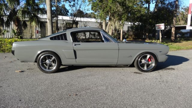 1966 Ford Mustang - photo 4