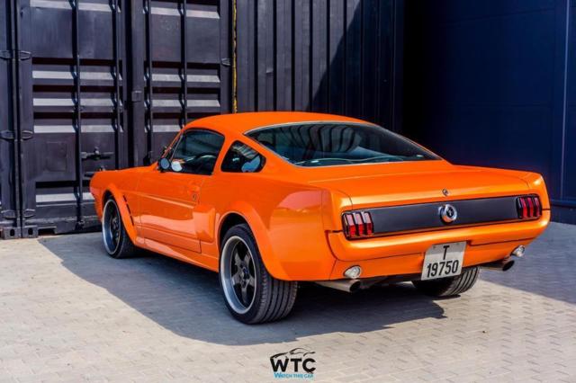 1966 Ford Mustang Fastback Restomod - photo 2
