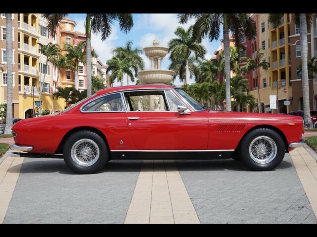 1966 Ferrari 330 GT 2+2 - photo 3