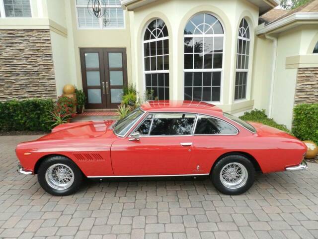 1966 Ferrari 330GT 2+2 Series II 1966 Ferrari 330 GT