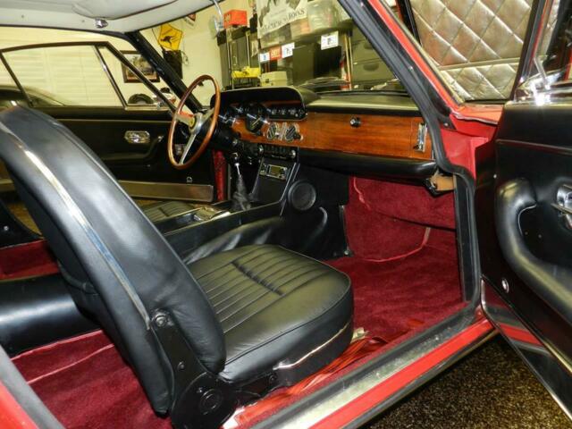 1966 Ferrari 330 GT - photo 9
