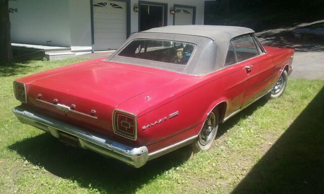 1966 Ford Galaxie 7 Litre - Convertible - 4 Speed - photo 2