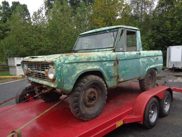 1966 FORD BRONCO HALF CAB 3 Speed Pickup 6 CYLINDER FIRST YEAR OF THE BRONCO 1966 Ford Bronco