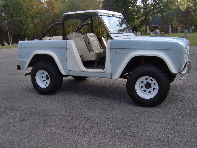 1966 Ford Bronco Roadster - photo 2