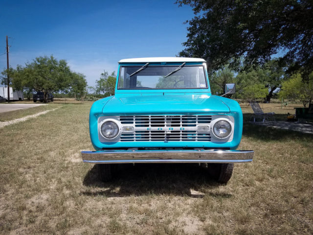 1966 Ford Bronco U13 roadster hard top 6 cylinder 3 speed 4x4 - photo 5