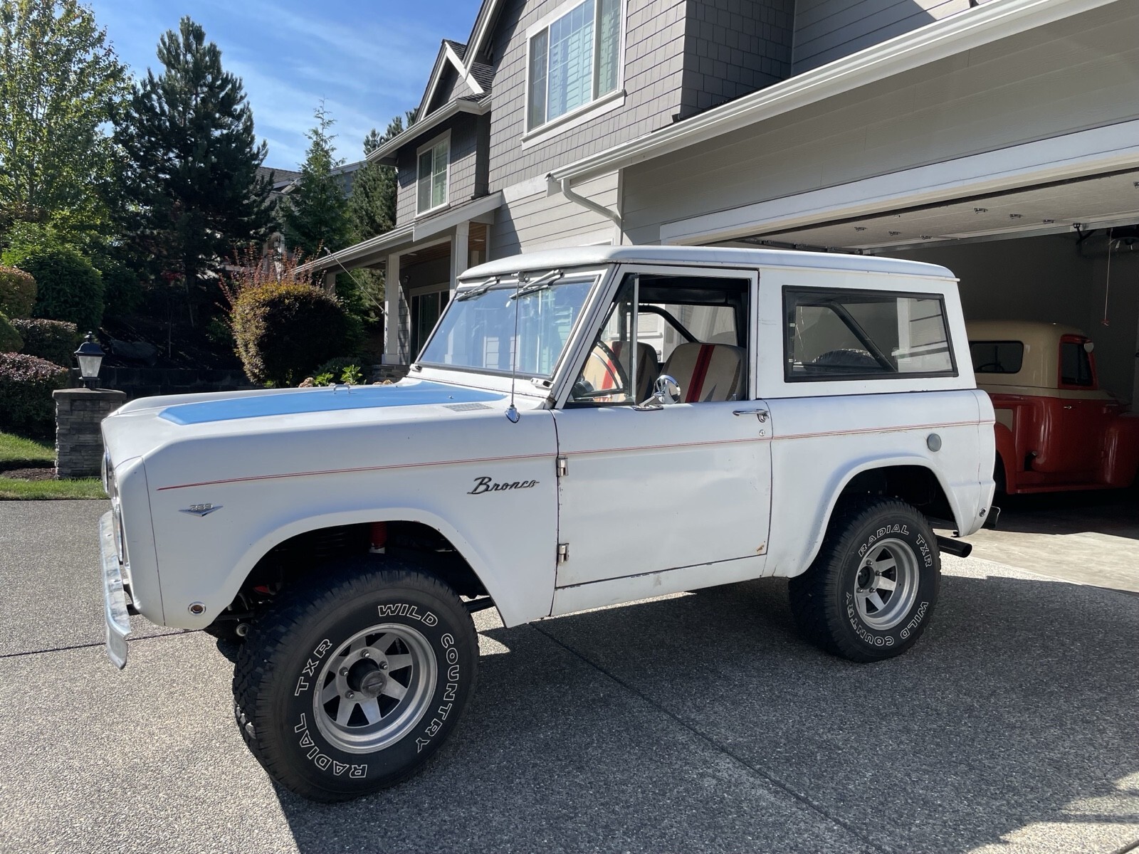 1966 Ford Bronco - photo 2