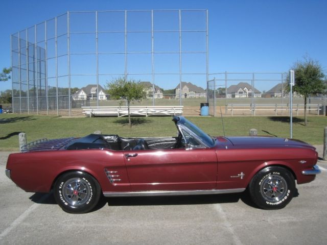 1966 Ford Mustang Convertible - photo 3