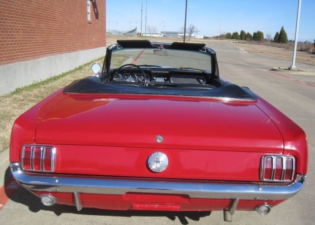 1966 Ford Mustang Convertible - photo 2