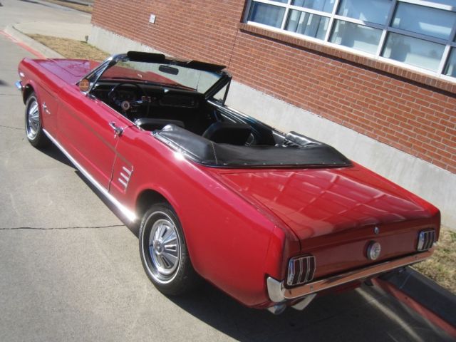 1966 Ford Mustang Convertible - photo 7