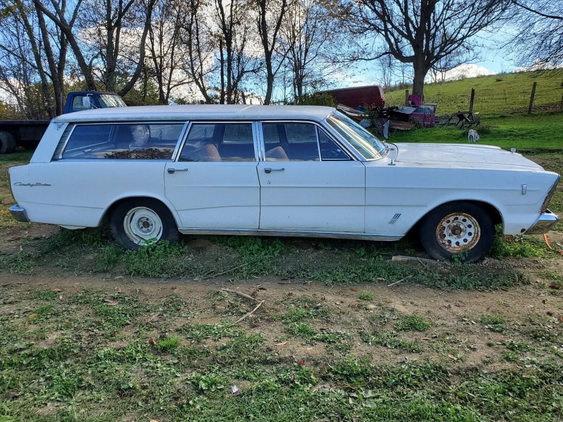 1966 Ford Country Squire - photo 9
