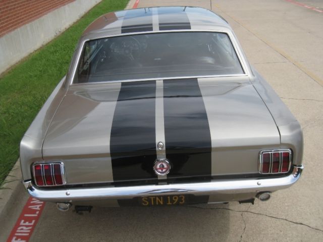 1966 Ford Mustang GT 350 - photo 10