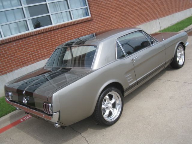 1966 Ford Mustang GT 350 - photo 6