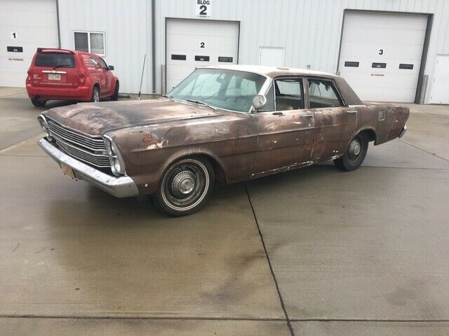 1966 Ford Galaxie Custom - photo 2