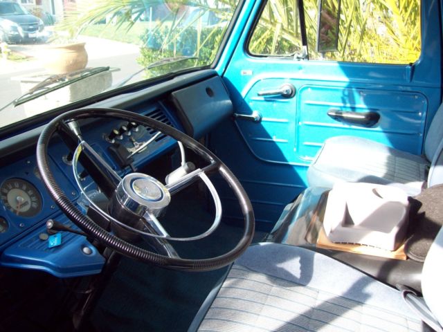 1966 Ford E-Series Van - photo 10