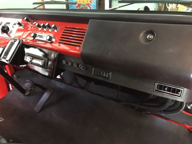 1966 Ford E-Series Van - photo 2