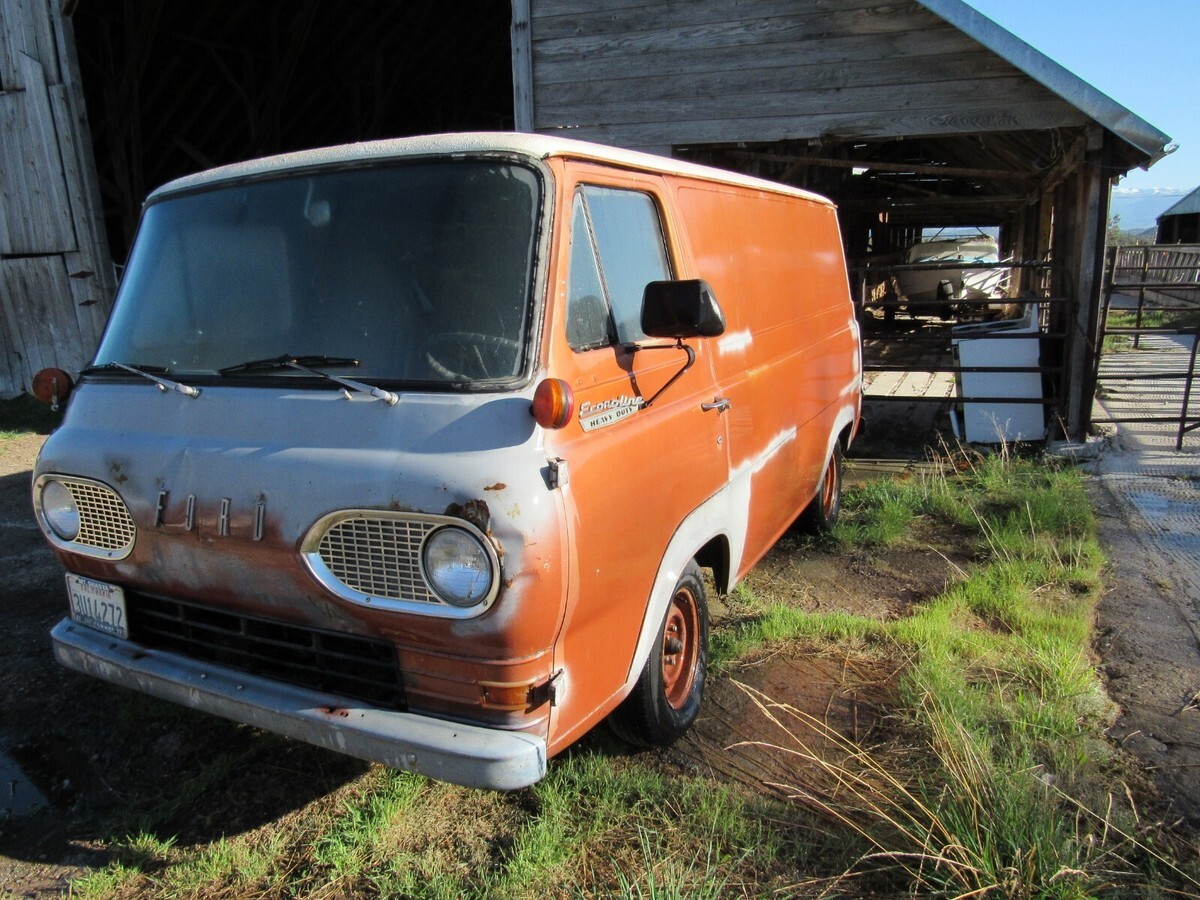 1966 Ford E-Series Van - photo 2