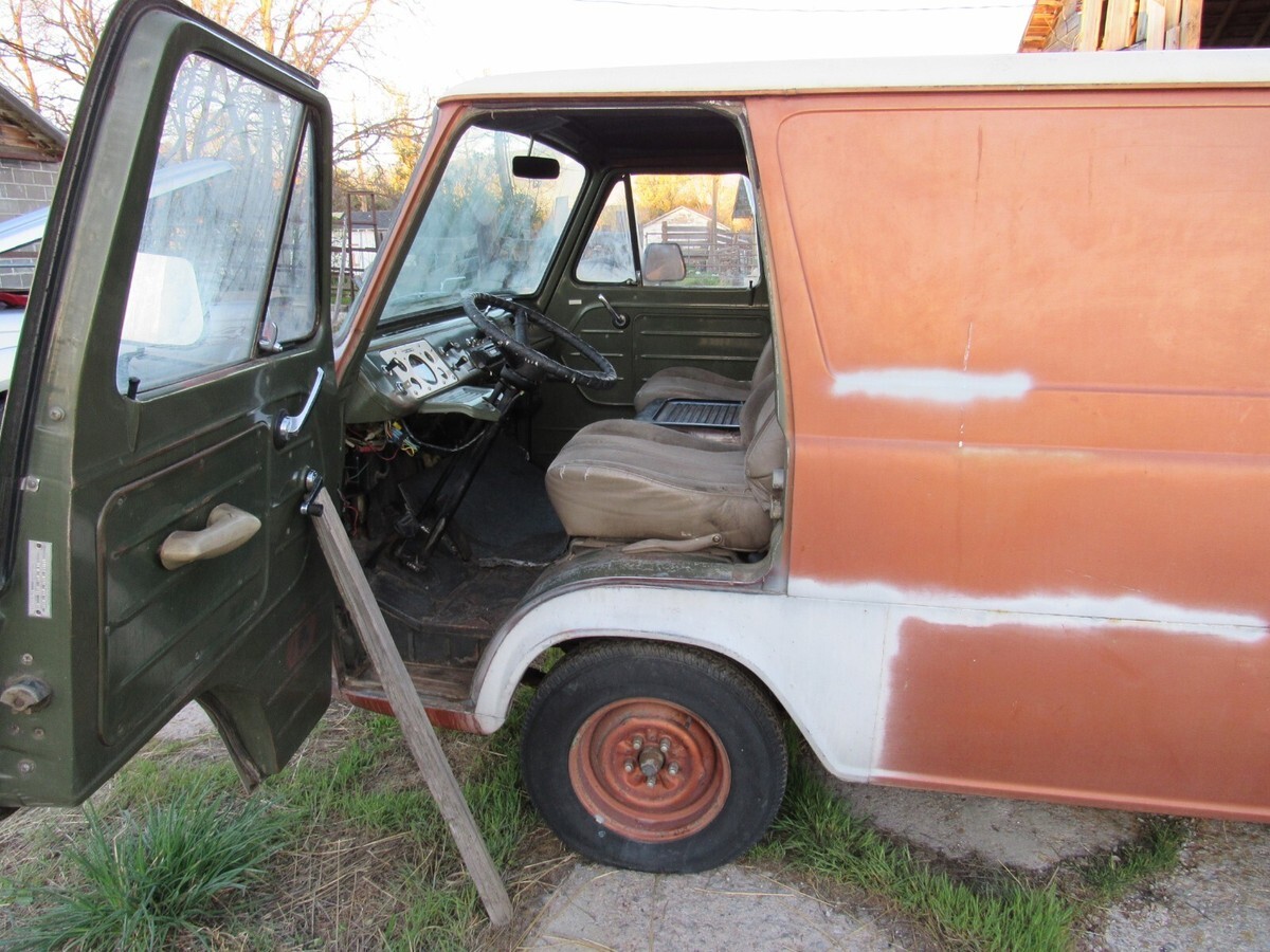 1966 Ford E-Series Van - photo 6