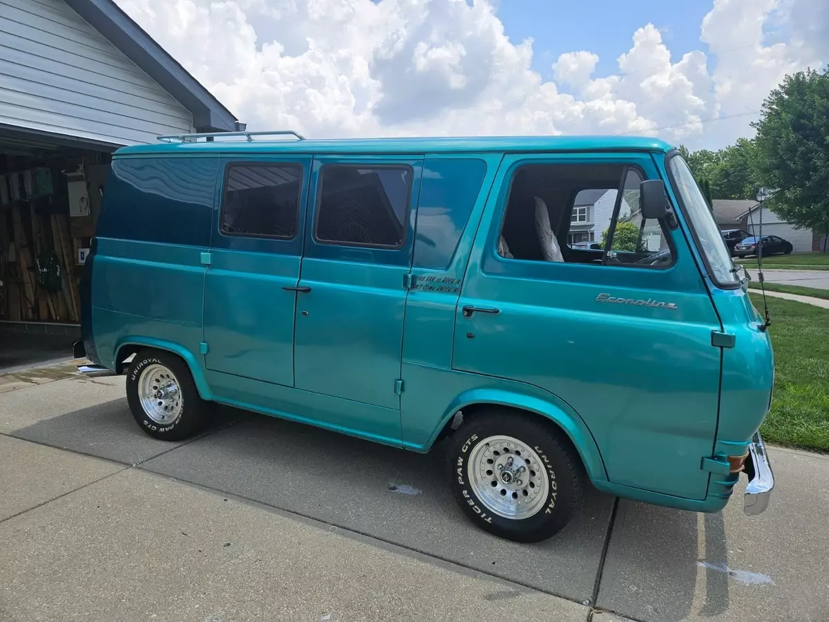 1966 Ford E-Series Van