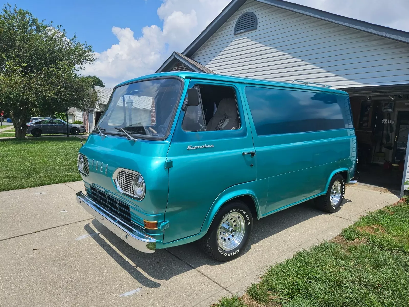 1966 Ford E-Series Van - photo 3