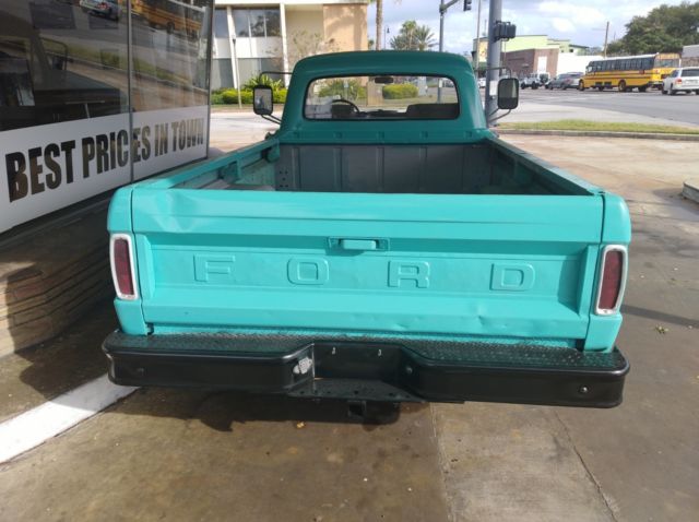 1966 Ford F-250 - photo 2