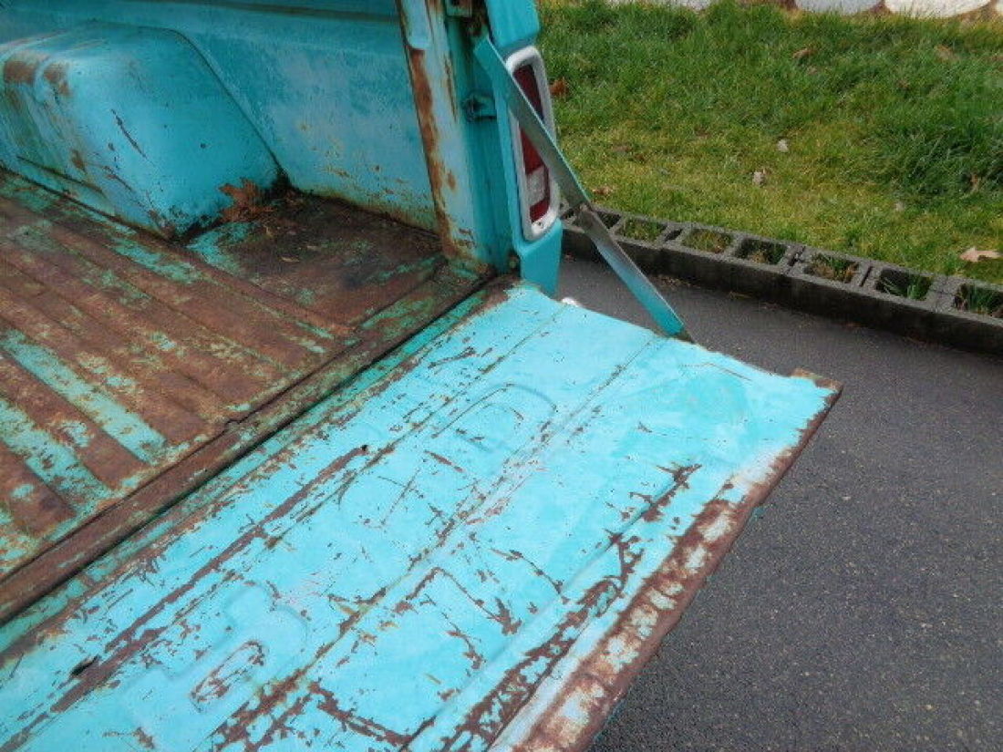 1966 Ford F-100 CUSTOM CAB 1 OWNER V8 BARN FIND - photo 10